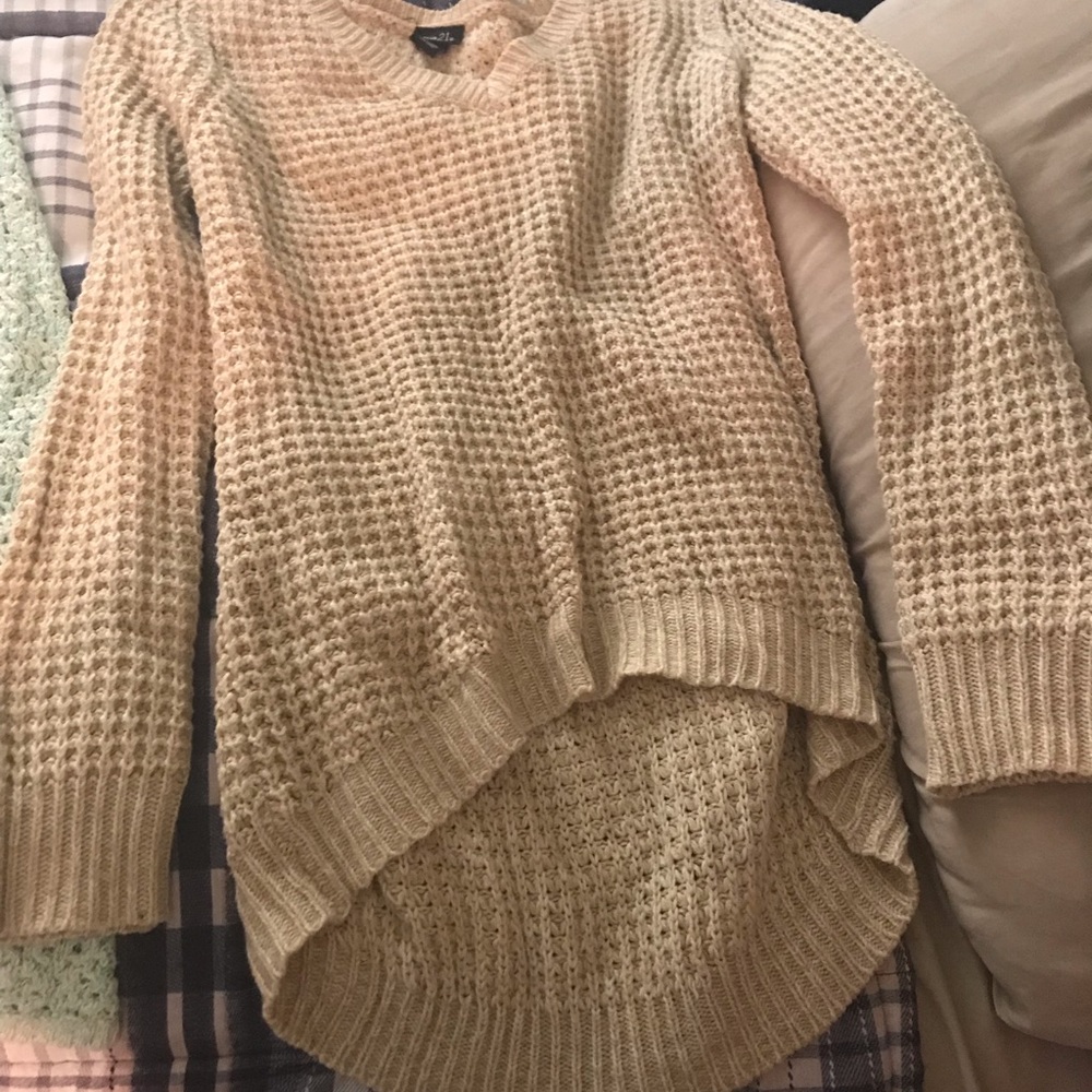 Clothes - Picture 8 of 8